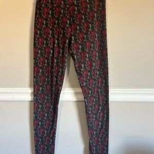 Stylish Black and Red Edna Mode Patterned Leggings